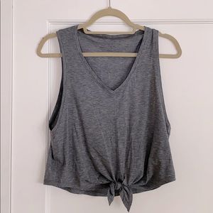 Lululemon sleeveless vneck cropped top